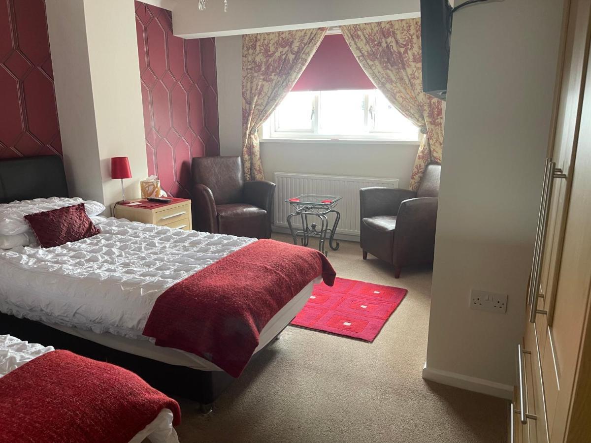 Brewery Farm House Bed & Breakfast Swindon Esterno foto