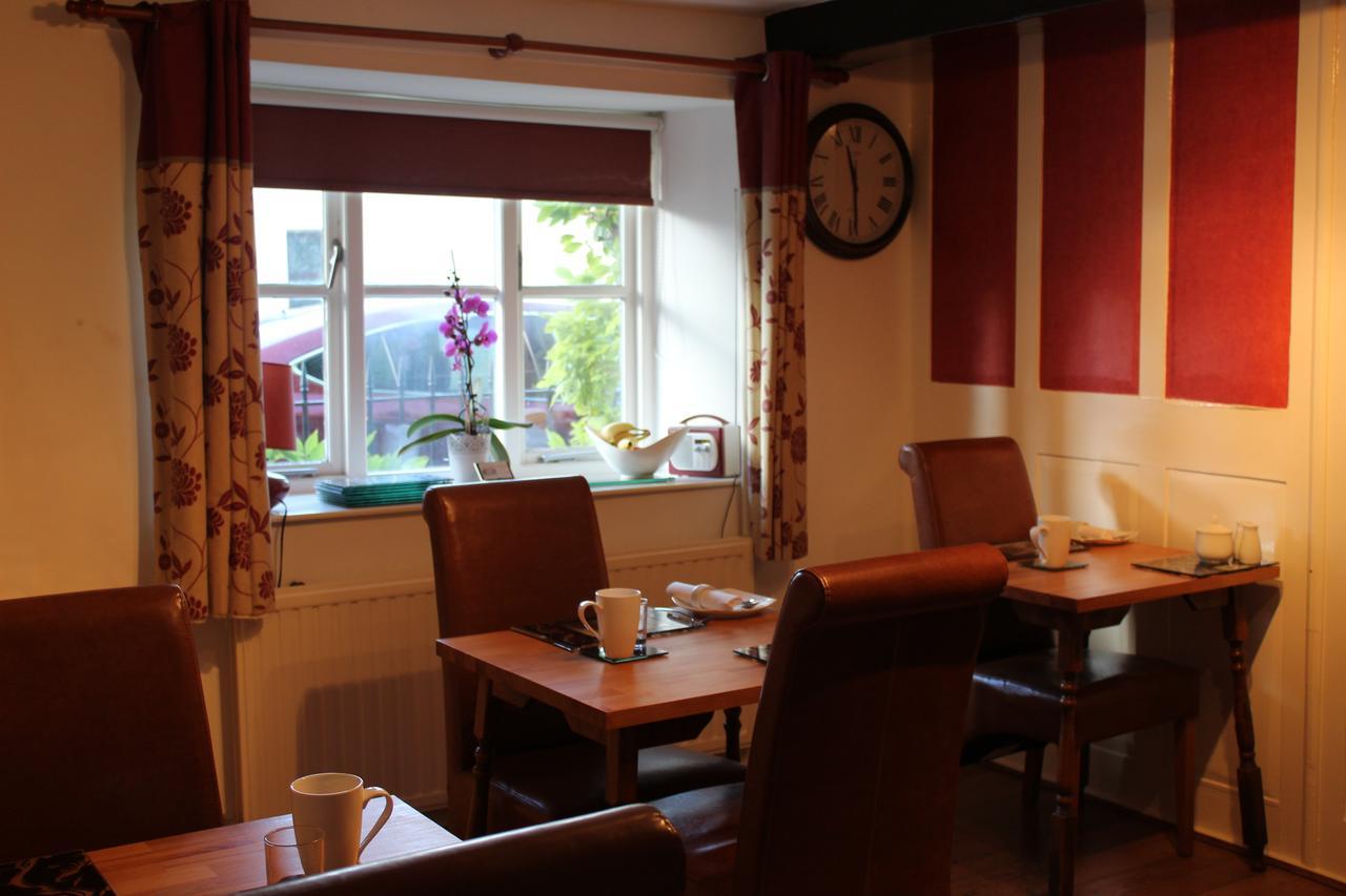 Brewery Farm House Bed & Breakfast Swindon Esterno foto